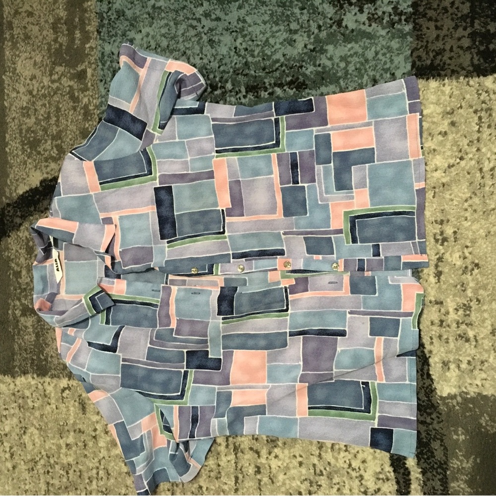 Women’s blouse